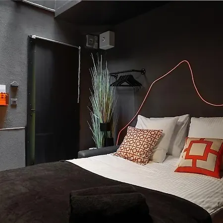 Le Dark Apartamento París